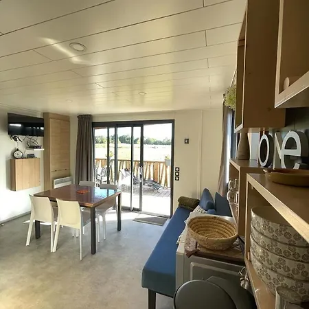 Auvergne Sancy 캠프장 *